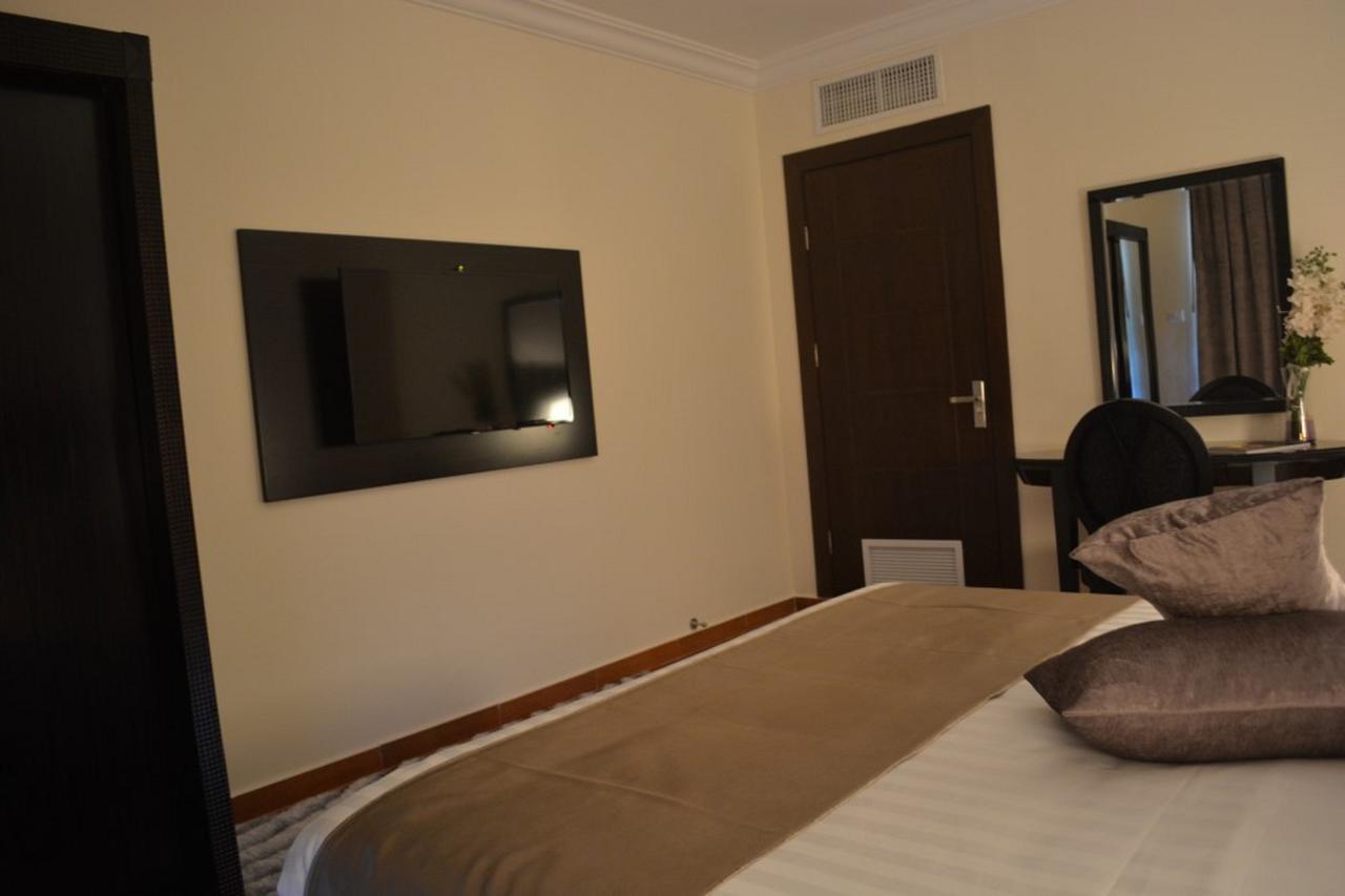 Tilal Almadina Hotel & Suites Ammán Kültér fotó